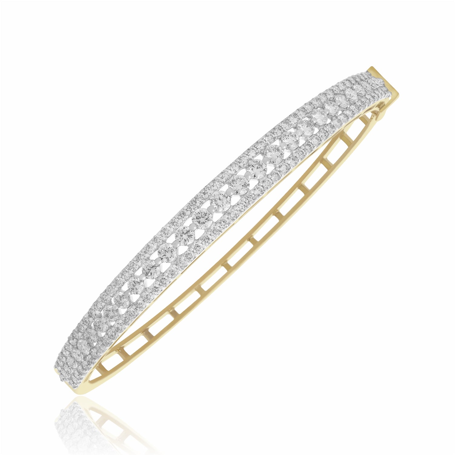 Sleek Shimmer Lab Grown Diamond Bangle