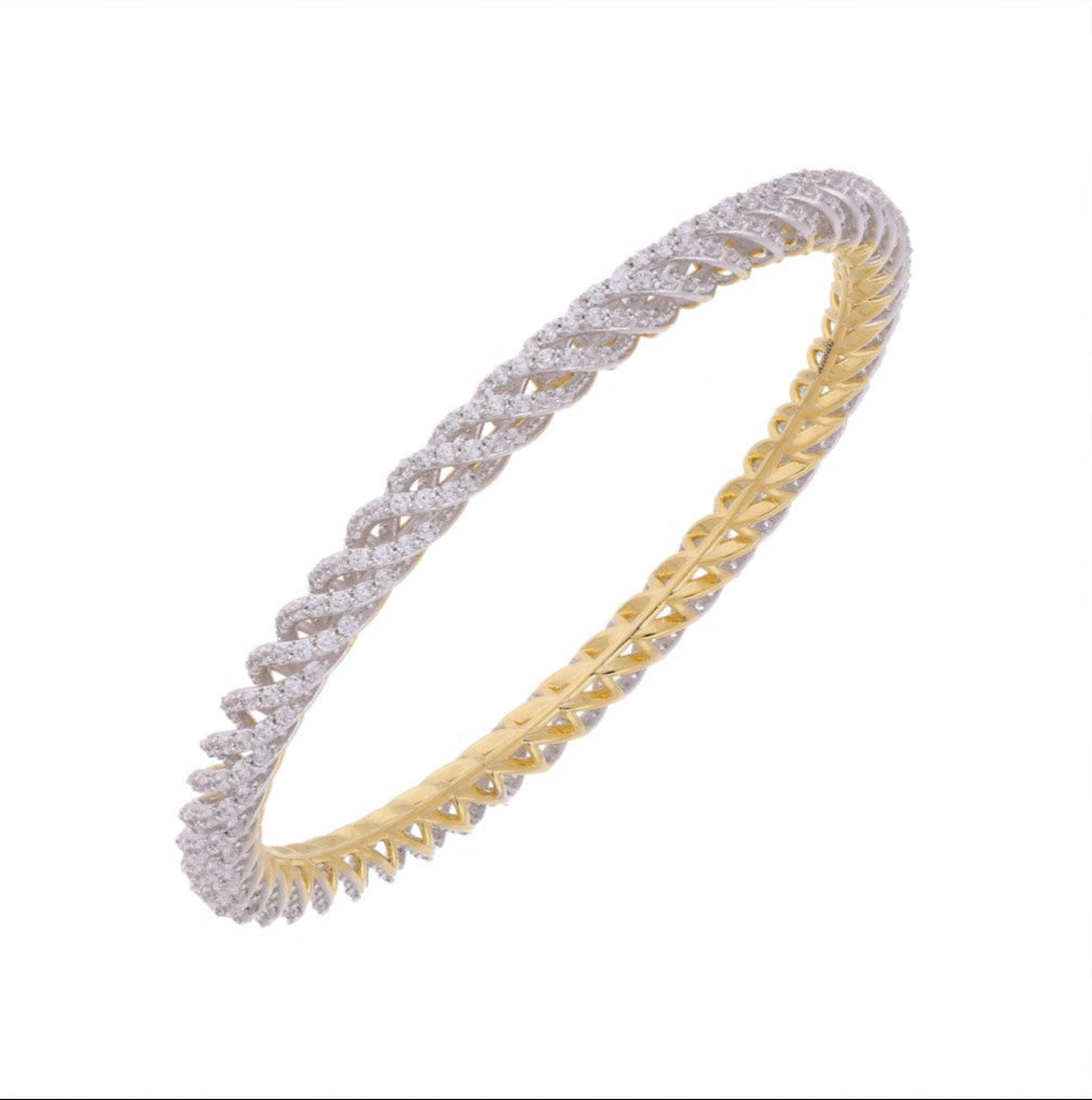 Streak of Light Lab Grown Diamond Bangle
