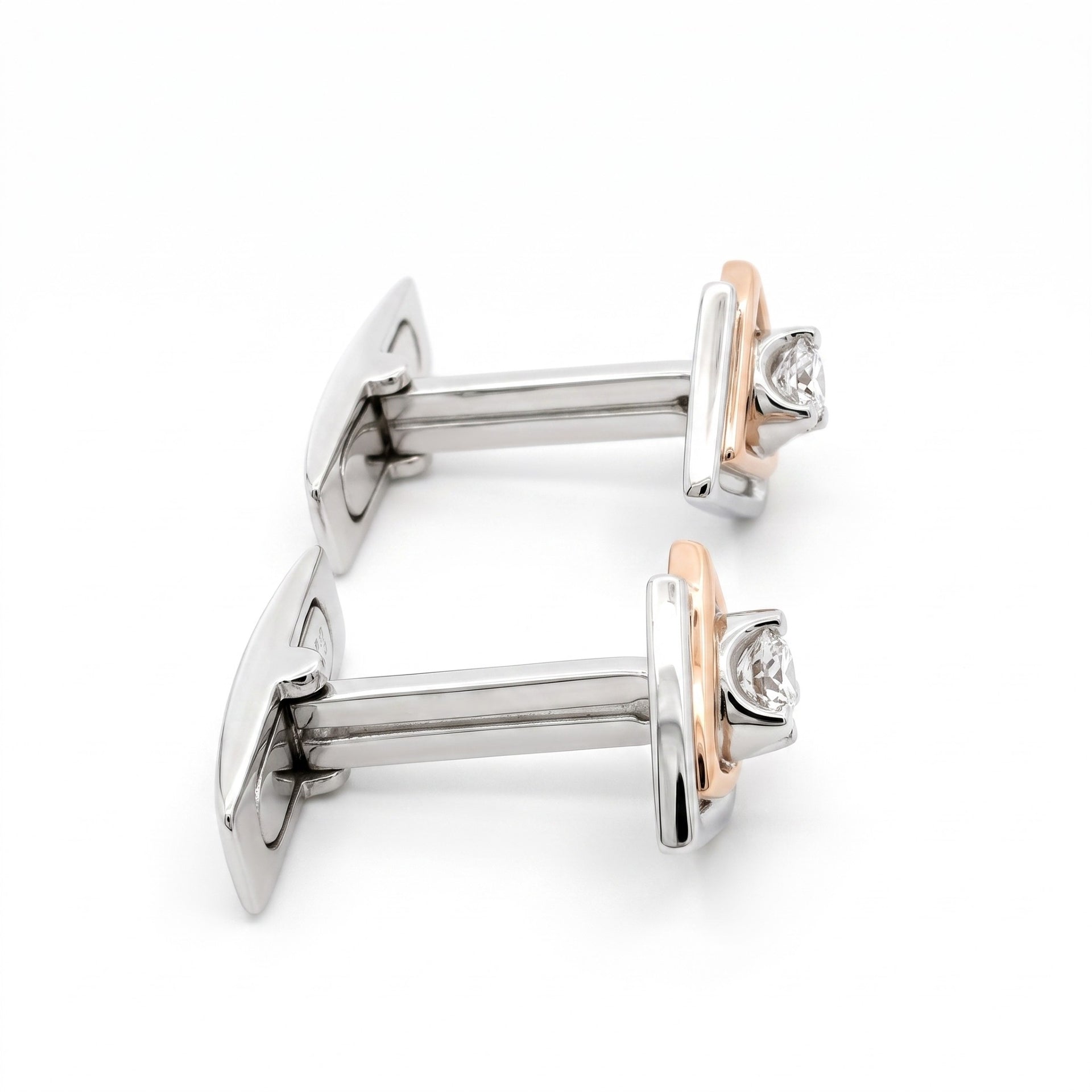 A pair of men&