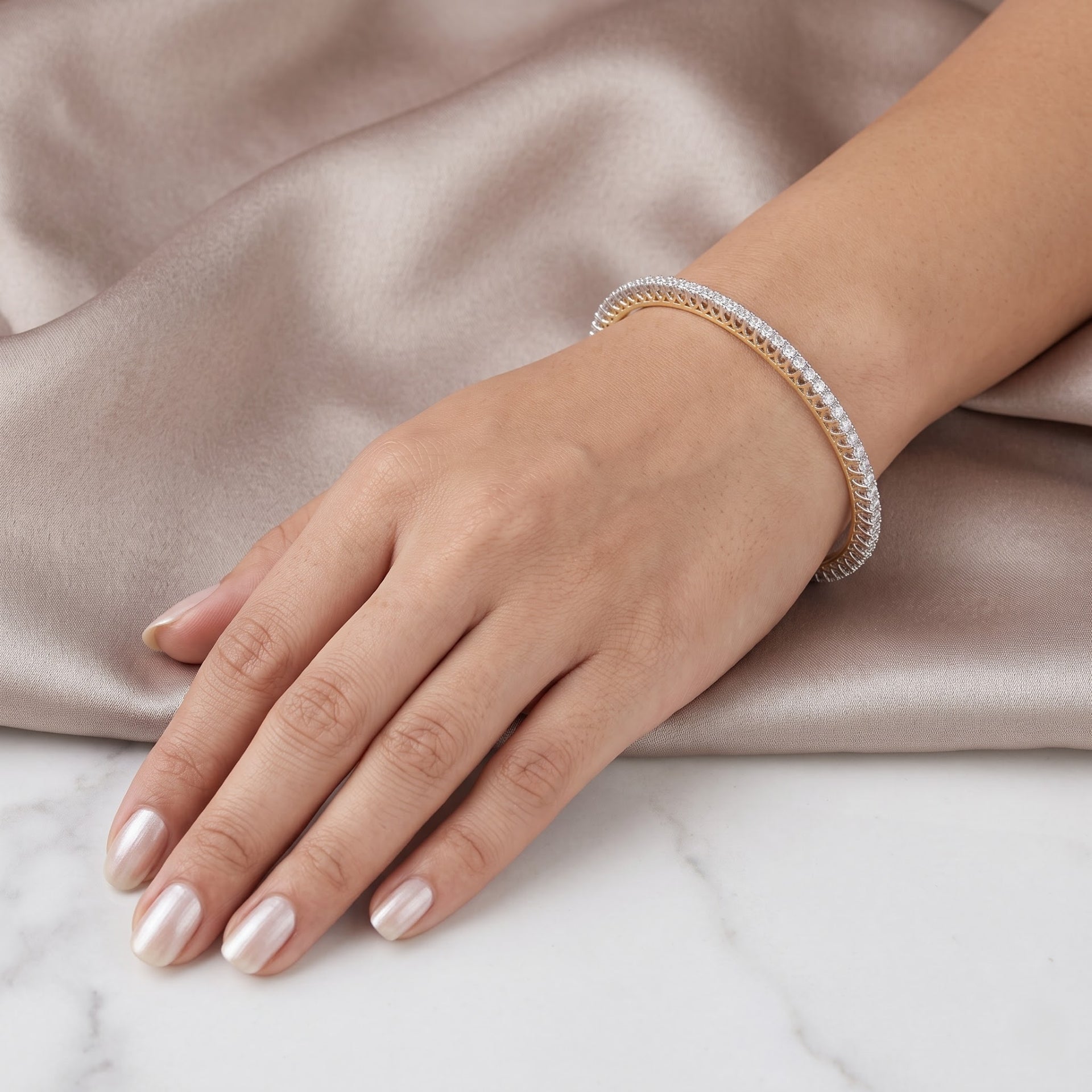 Mirrorlight Array Lab Grown Diamond Bangle