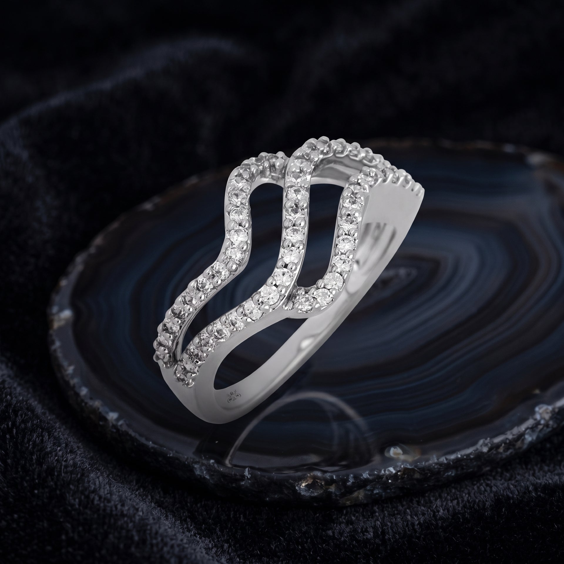 Fluidity Lab Grown Diamond Ring