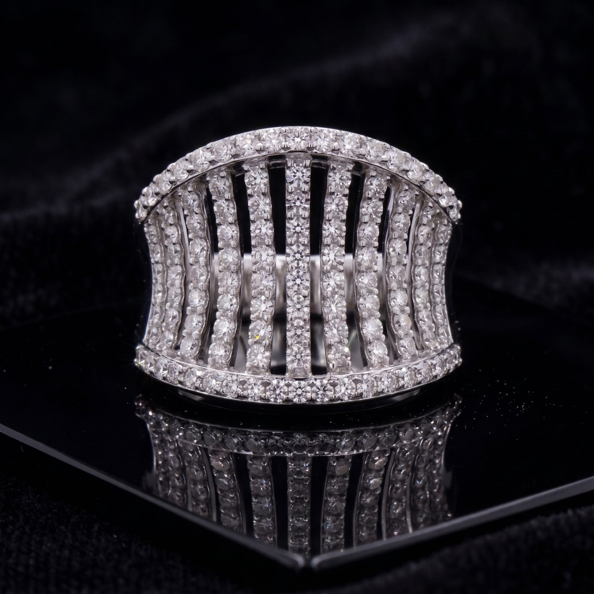 Radiance Wave Lab Grown Diamond Ring