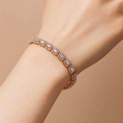 Royal Radiance Emerald Lab Grown Diamond Bracelet