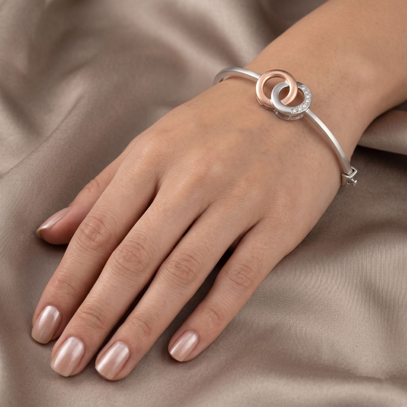 Intertwined Link Lab Grown Diamond Bangle