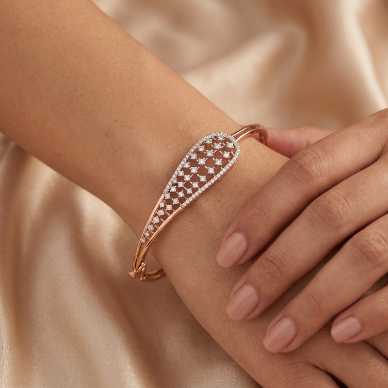 Lattice Sparkle Lab Grown Diamond Bangle