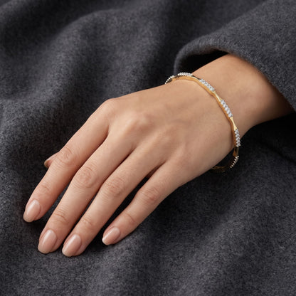 Linear Luxe Lab Grown Diamond Bangle