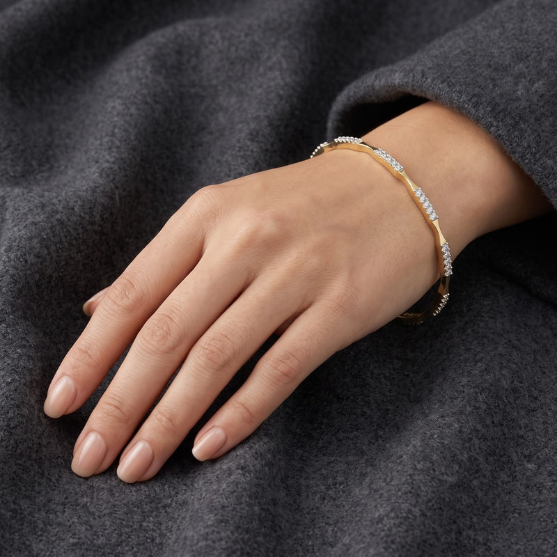 Linear Luxe Lab Grown Diamond Bangle