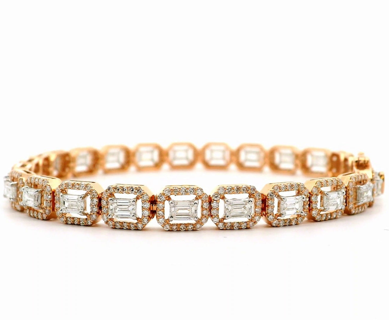 Royal Radiance Emerald Lab Grown Diamond Bracelet
