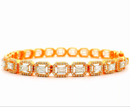 Royal Radiance Emerald Lab Grown Diamond Bracelet