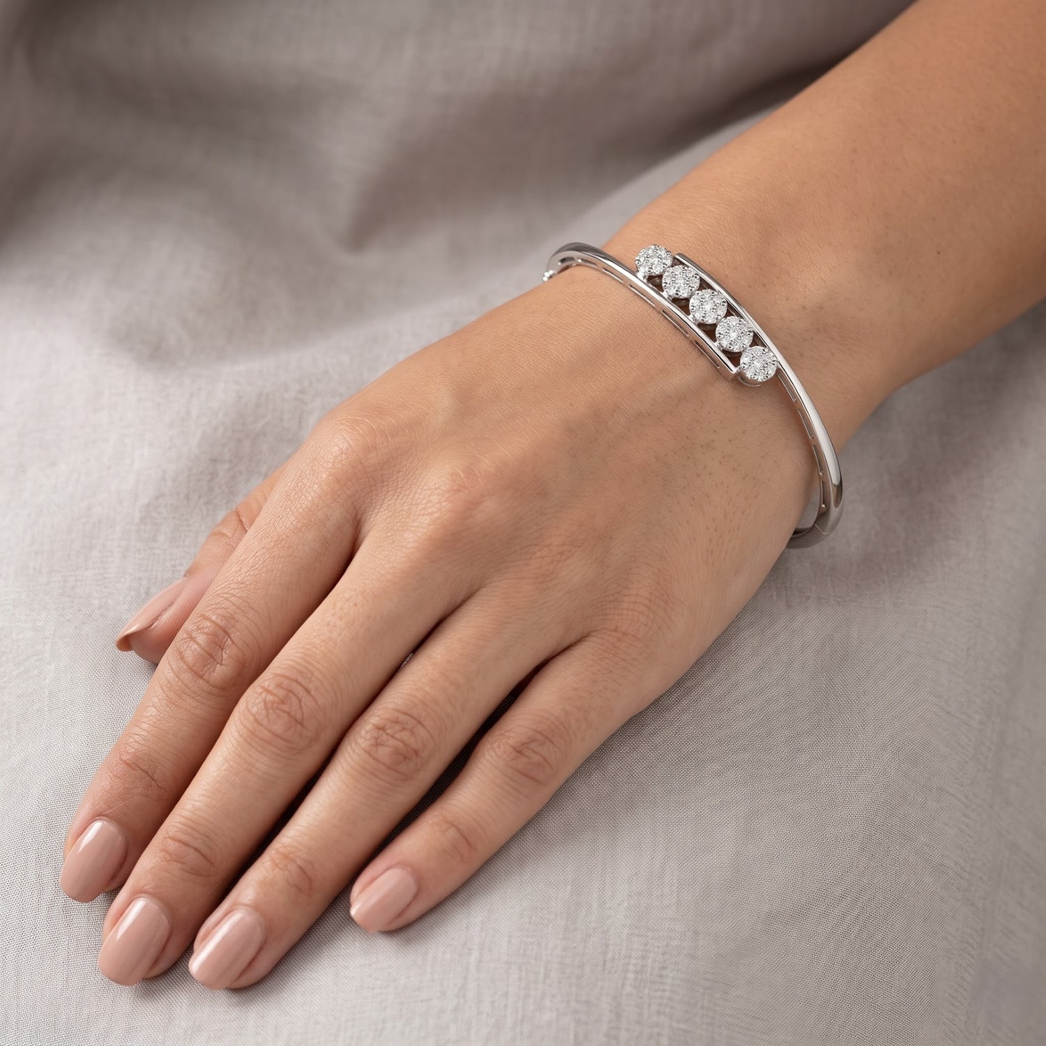 Orbital Lab Grown Diamond Bangle