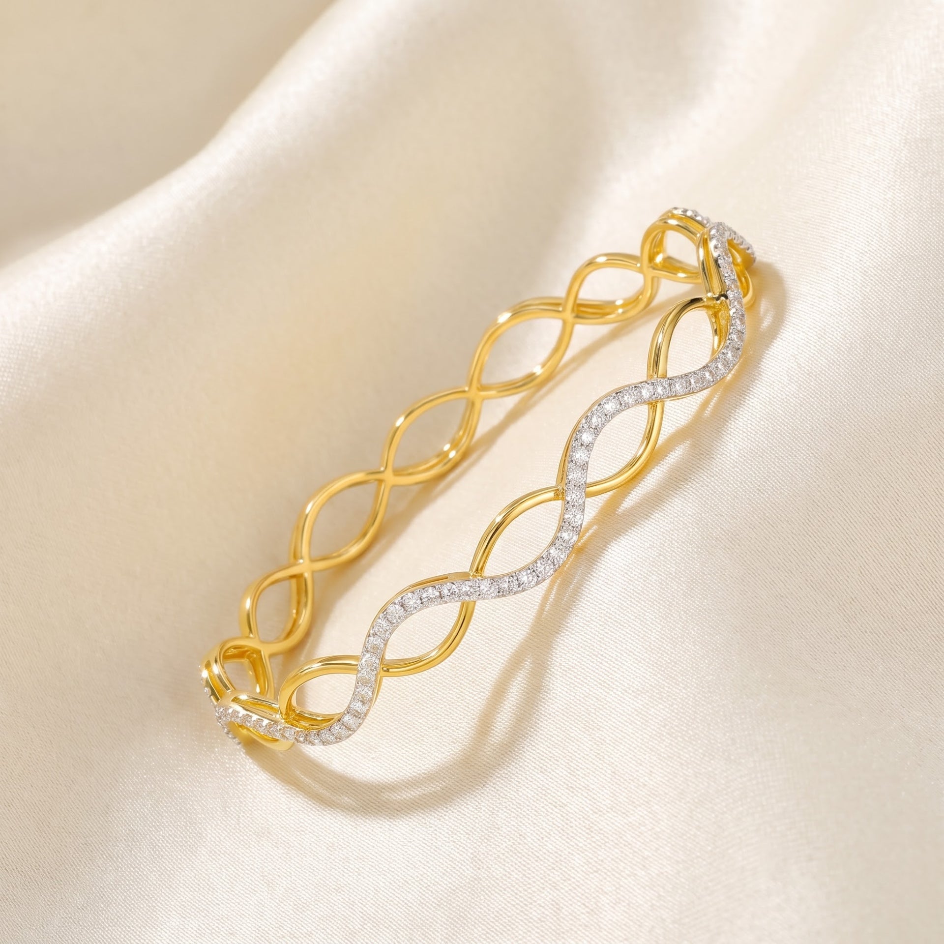 Sine Wave Lab Grown Diamond Bangle