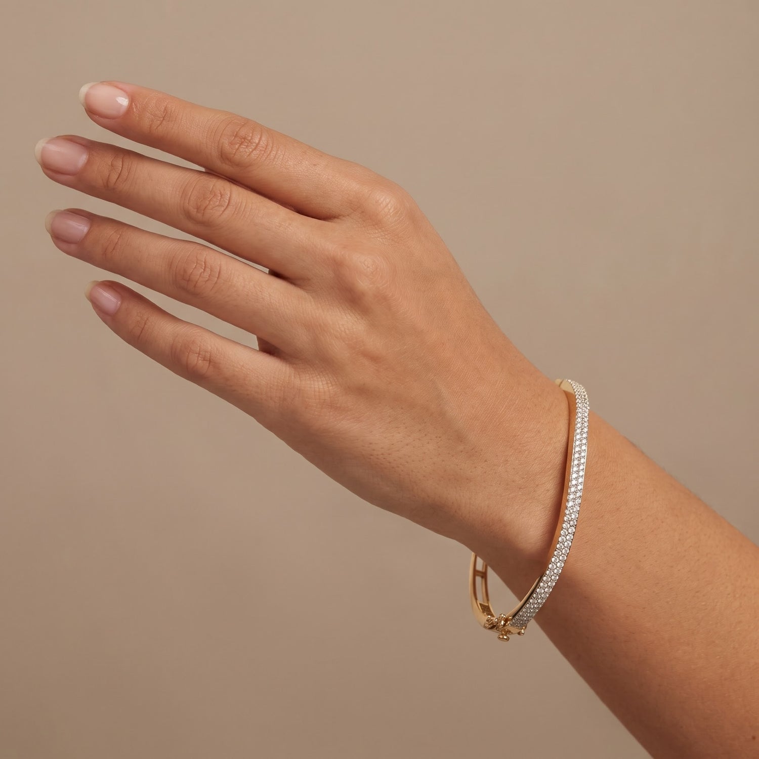 Infinite Twinkle Lab Grown Diamond Bangle
