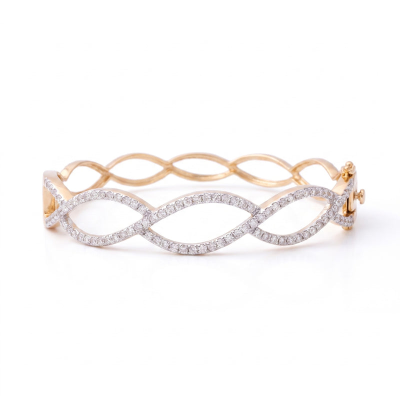Twisted Gleam Lab Grown Diamond Bangle