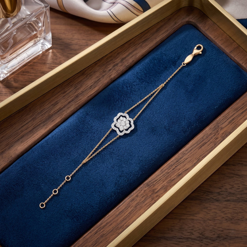 Gleaming Gardenia Lab Grown Diamond Bracelet