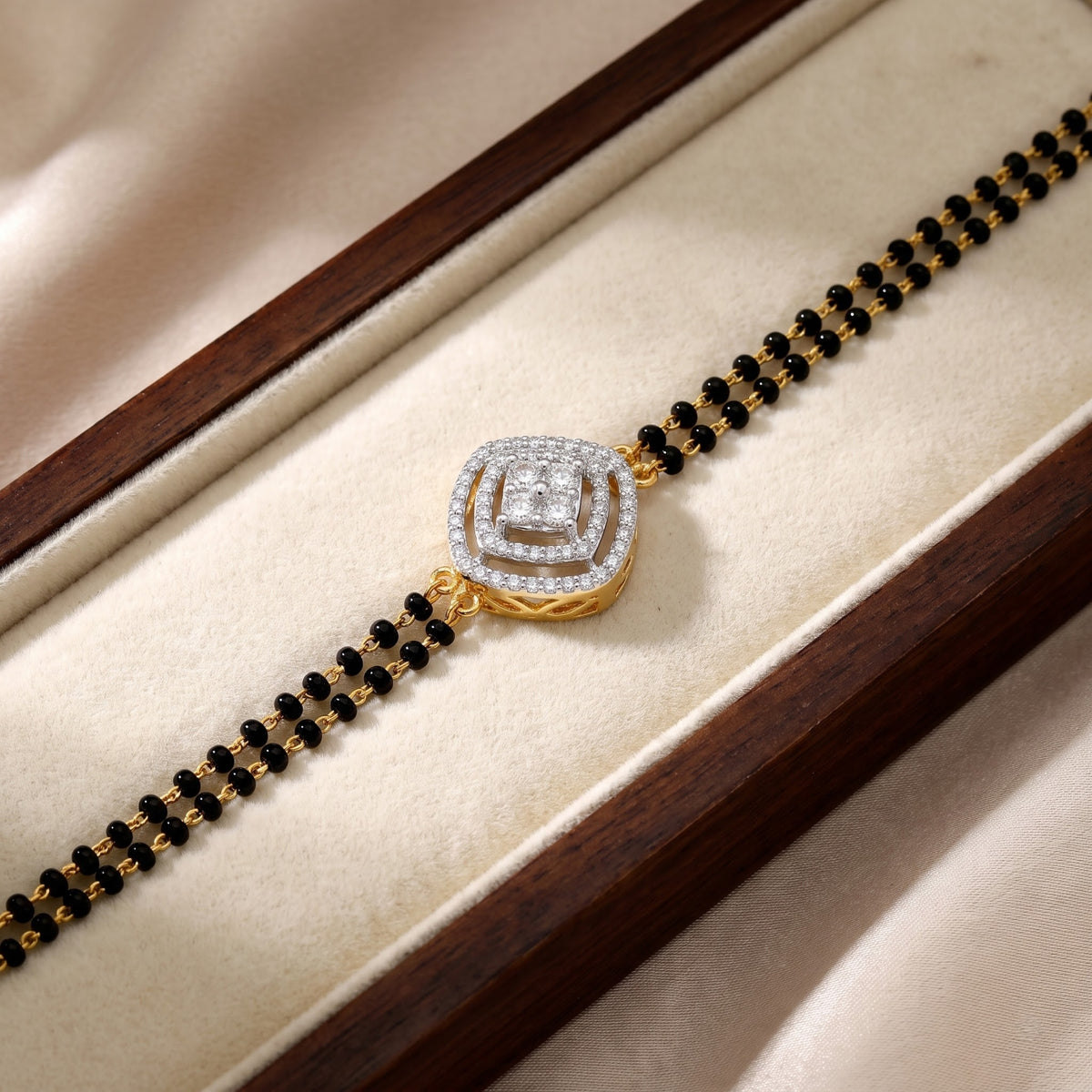 Eternal Bond Lab Grown Diamond Hand Mangalsutra
