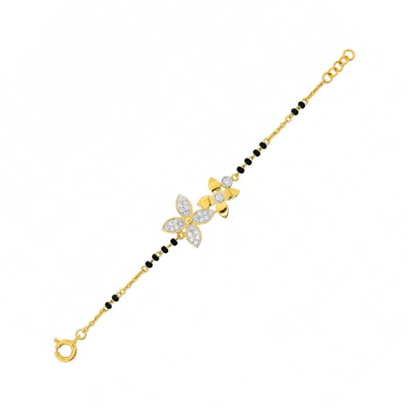 Petal Sparkle Lab Grown Diamond Hand Mangalsutra