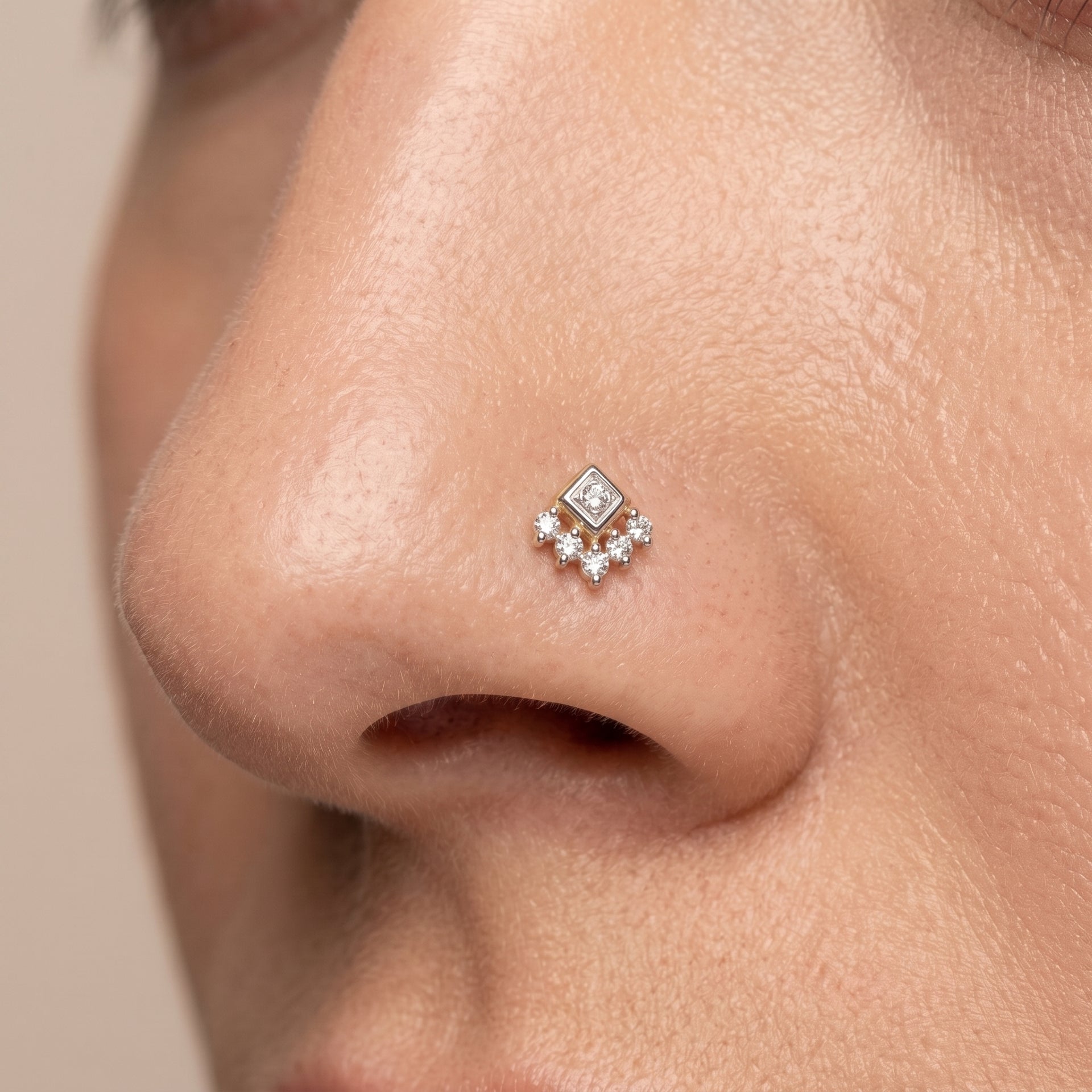 Deco Charm Lab Grown Diamond Nosepin