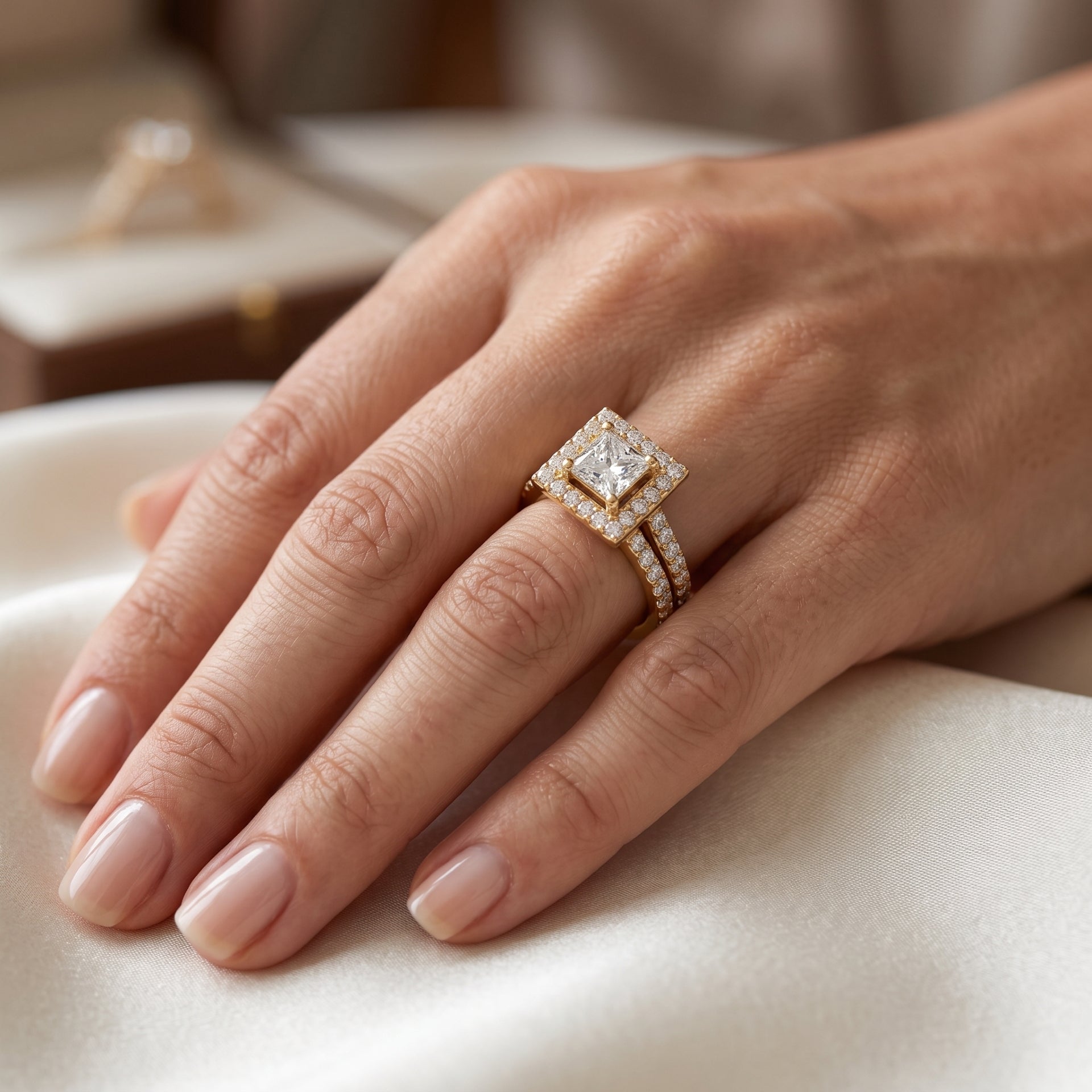 Majestic Radiance Halo Lab Grown Diamond Ring