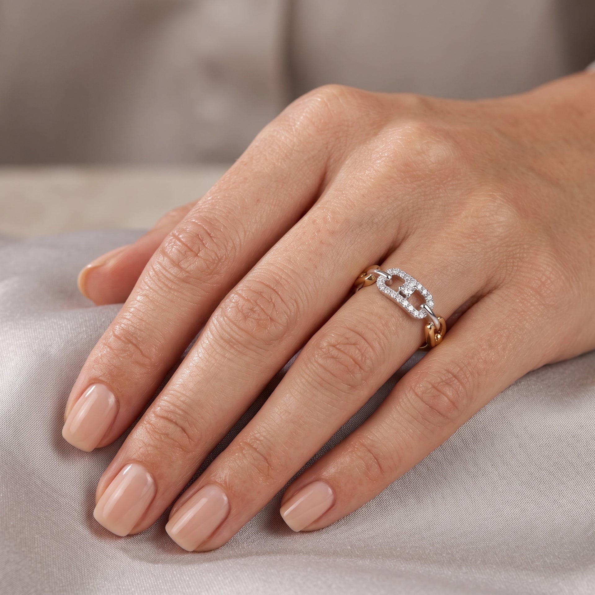 Eternal Link Lab Grown Diamond Ring