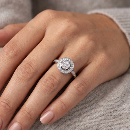 Eternelle Circle Lab Grown Diamond Ring