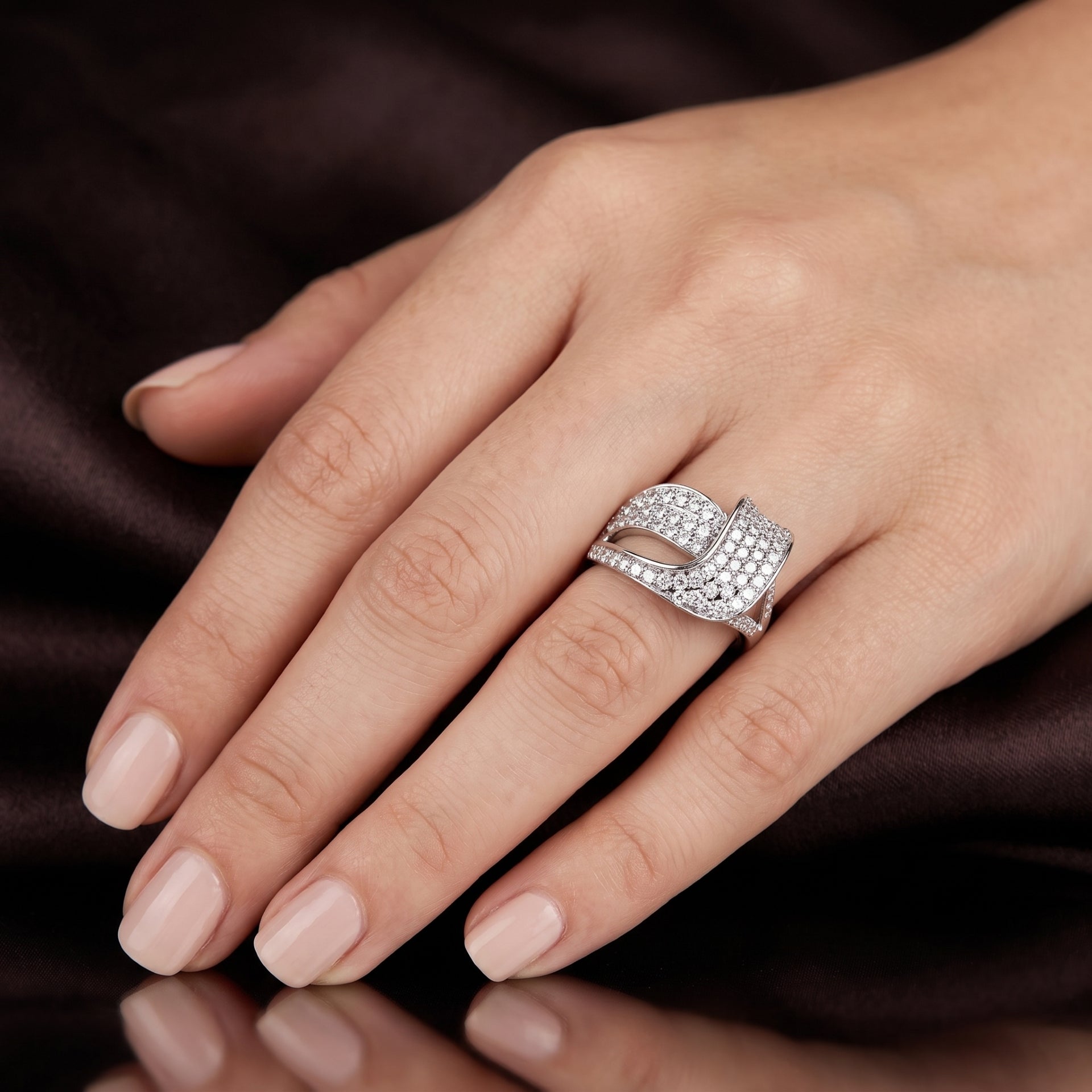 Galaxy Curve Lab Grown Diamond Ring