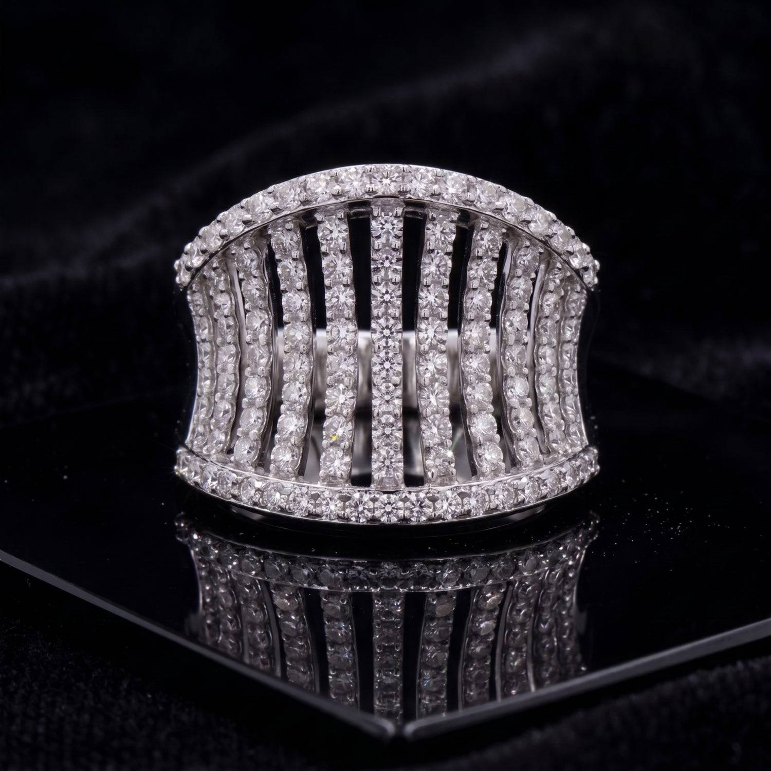 Radiance Wave Lab Grown Diamond Ring