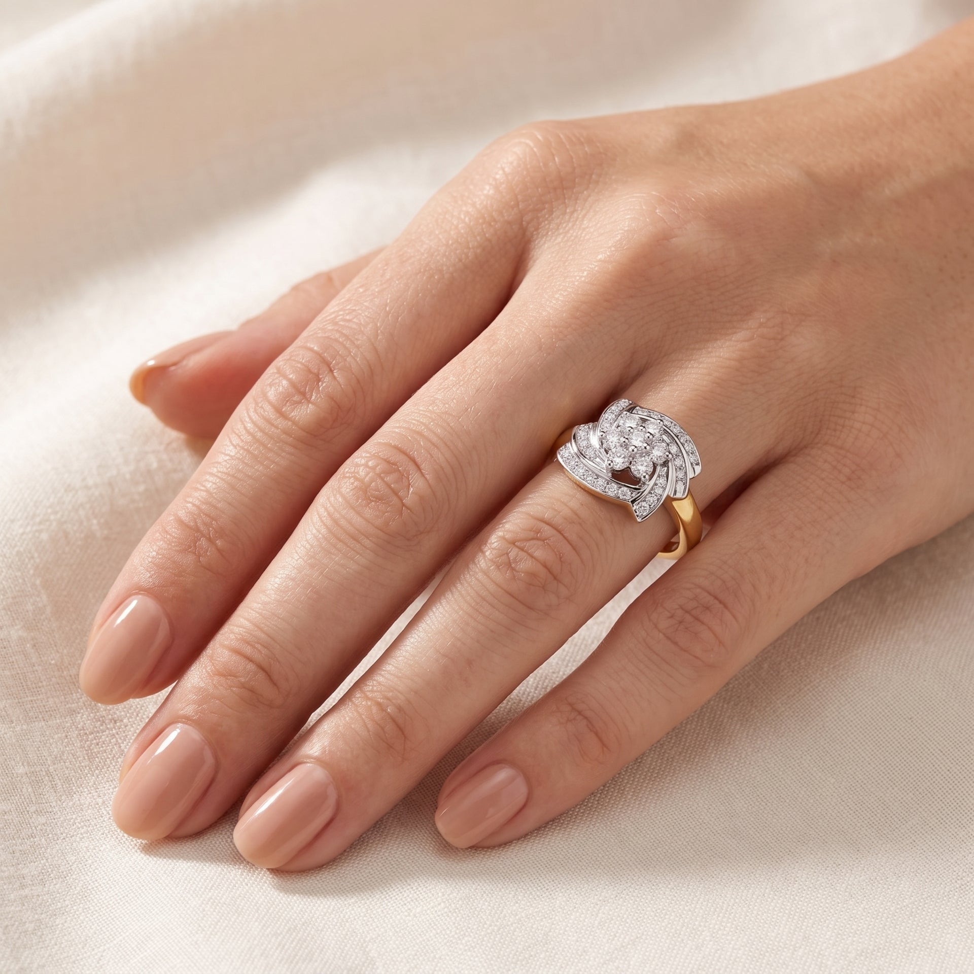 Spiral Glimmer Lab Grown Diamond Ring