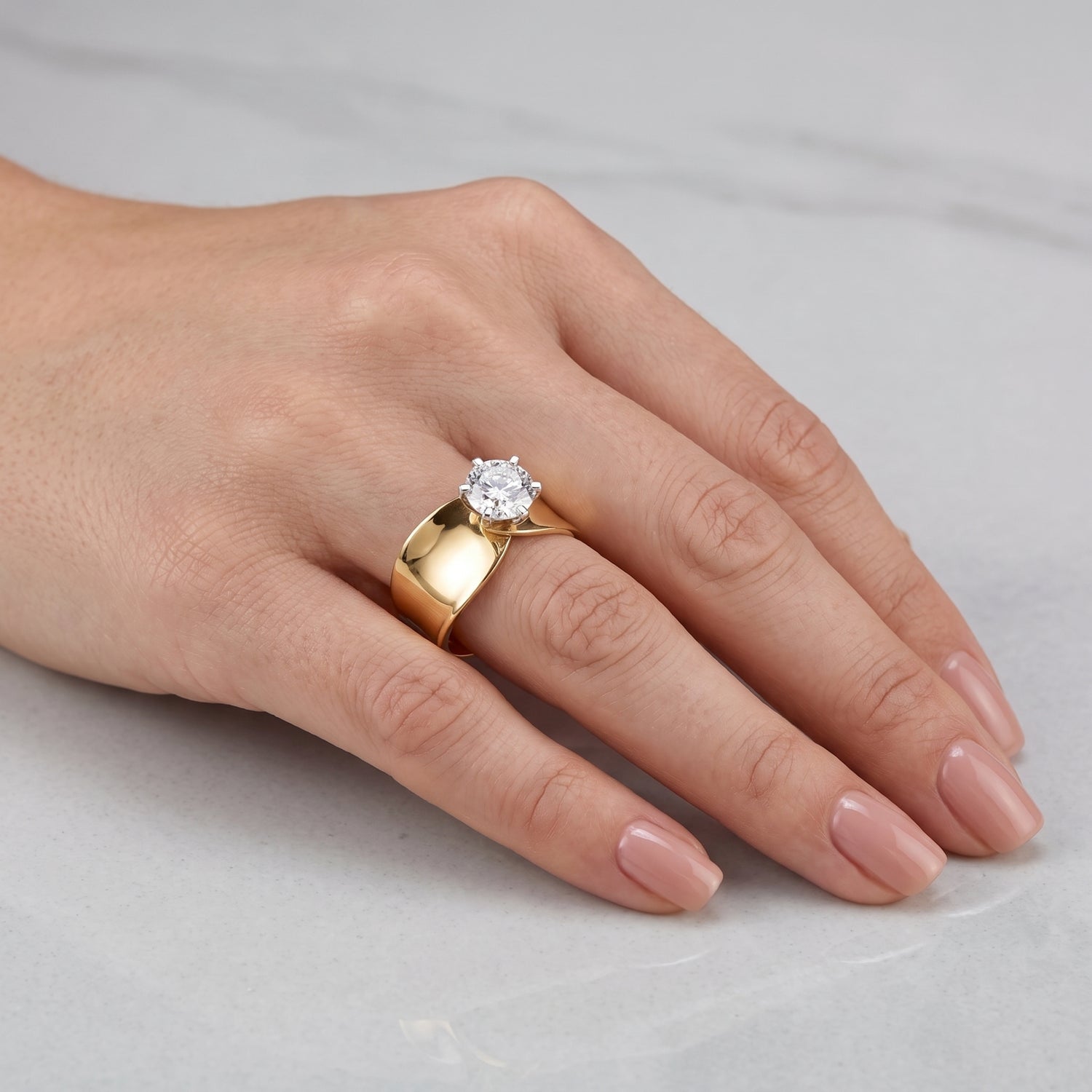 Noblesse Curve Solitaire Lab Grown Diamond Ring