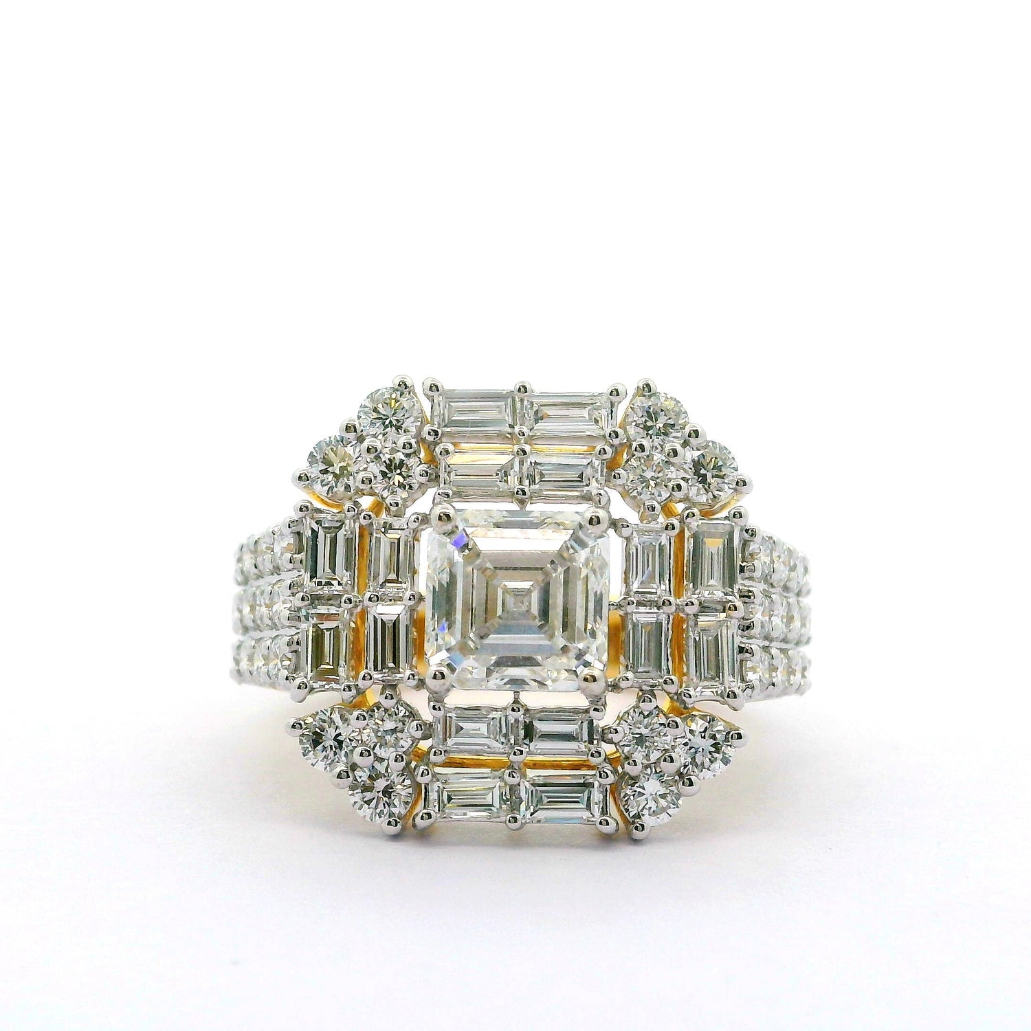 Monarcha Luxe Solitaire Lab Grown Diamond Ring