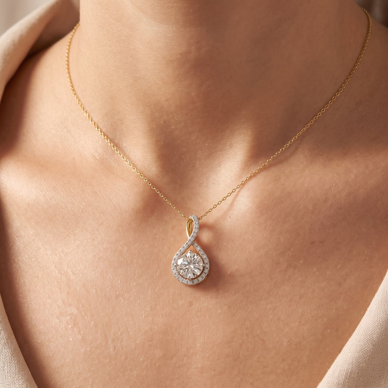 Veyra Halo Solitaire Lab Grown Diamond Pendant