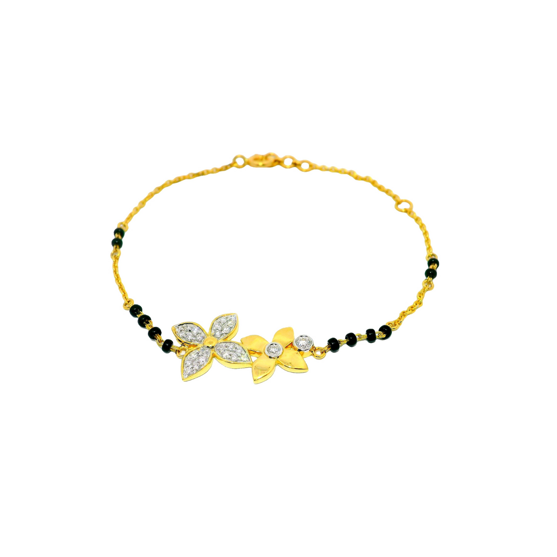 Petal Sparkle Lab Grown Diamond Hand Mangalsutra
