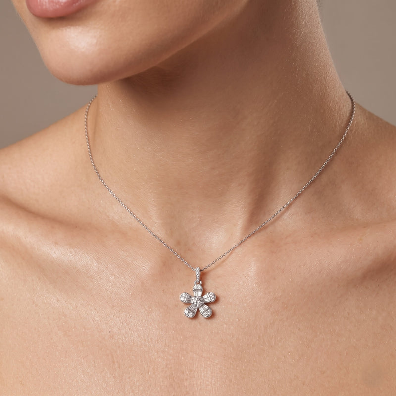 Lux Starburst Lab Grown Diamond Pendant