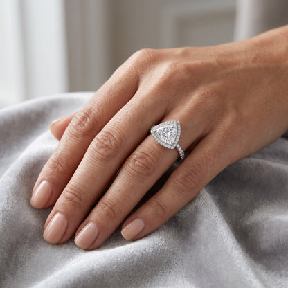 Avelora Twist Solitaire Lab Grown Diamond Ring