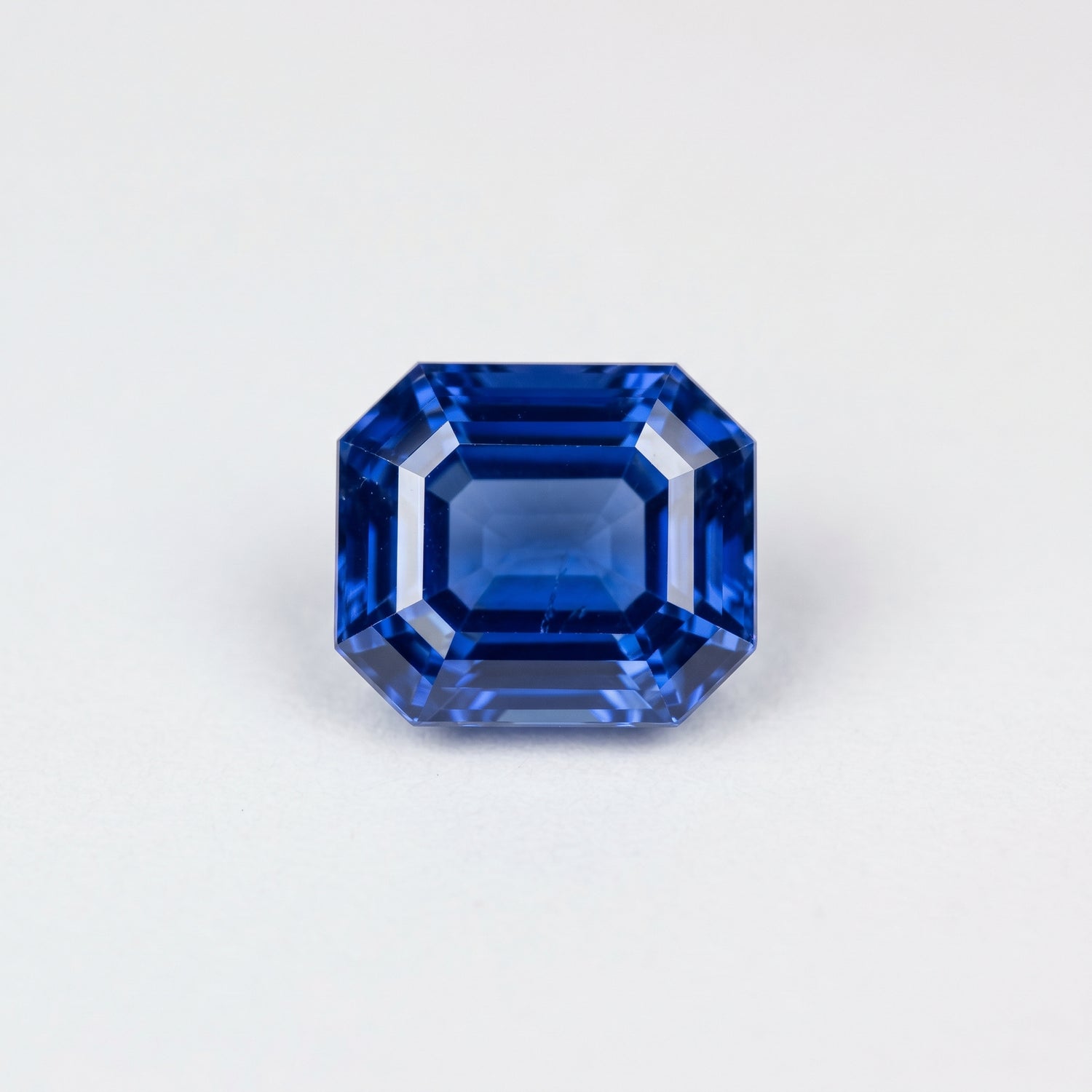 3 ct Lab Grown Blue Sapphire Octagon Shape Gemstone